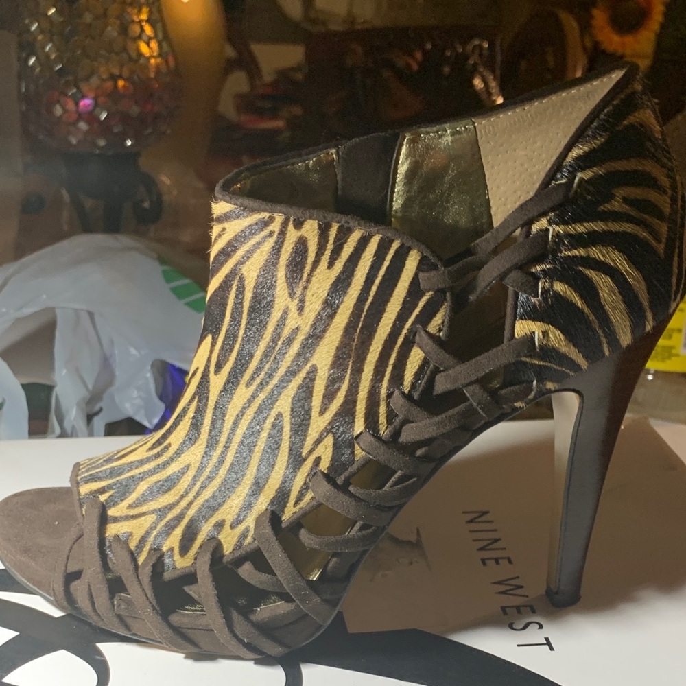 Nine West Zebra Print Heels in Brown and Tan that are new! Never worn
